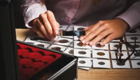 Focus on Coins: Secrets to Capture Every Detail