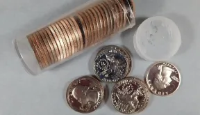How Many Quarters Are in a Roll? Understanding Roll of Quarters Value